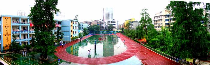 成都石室聯(lián)合中學(xué)地理位置在哪兒？