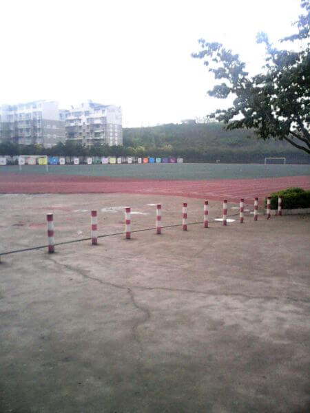 資中二中、水南實驗小學校園路段通車了
