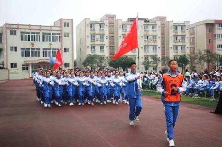 大邑縣實(shí)驗中學(xué)聯(lián)系電話是多少？