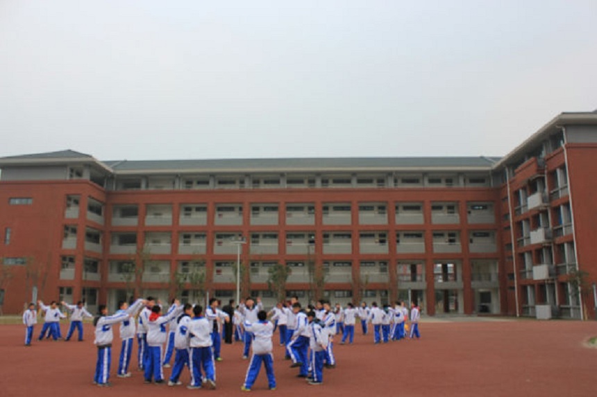 成都七中萬達2020年中考分數(shù)線出爐？