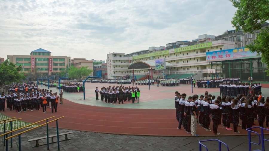 升庵中學(xué)校園環(huán)境怎么樣？