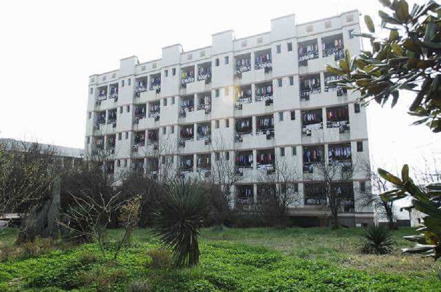 伍隍中學(xué)校園環(huán)境好嗎？