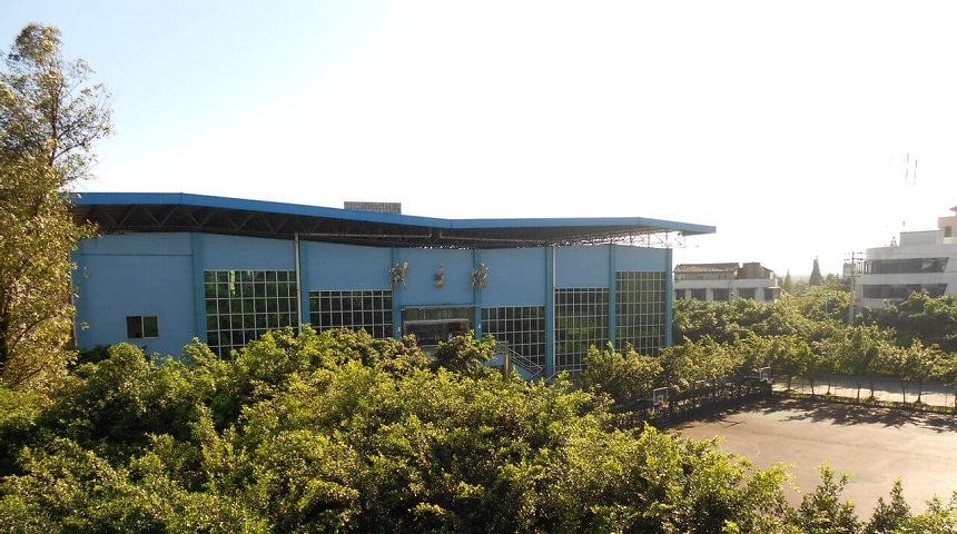 青神中學校園環(huán)境好不好？