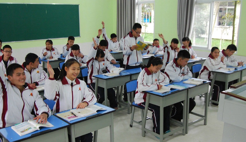 雅安市強項雙語中學校園環(huán)境怎么樣？