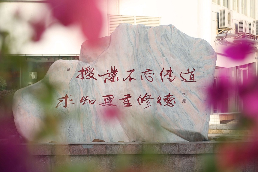 東汽八一中學(xué)近幾年升學(xué)率情況怎么樣？