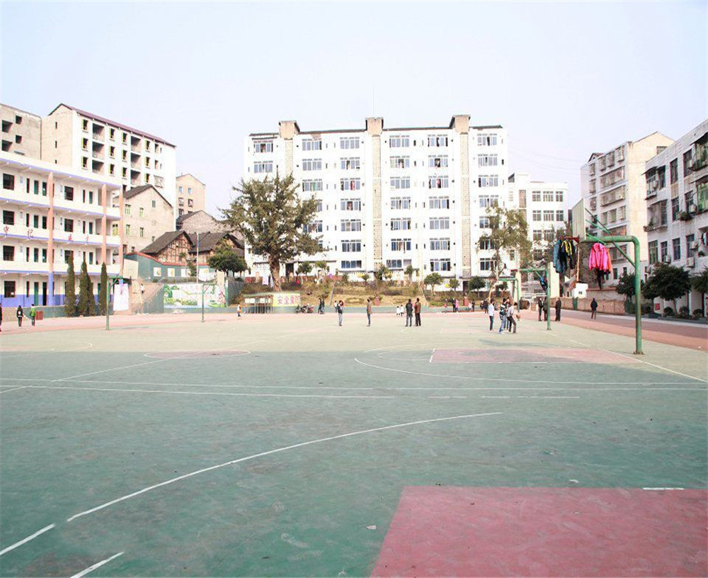 “渠縣清溪中學(xué)學(xué)校環(huán)境怎么樣？”/