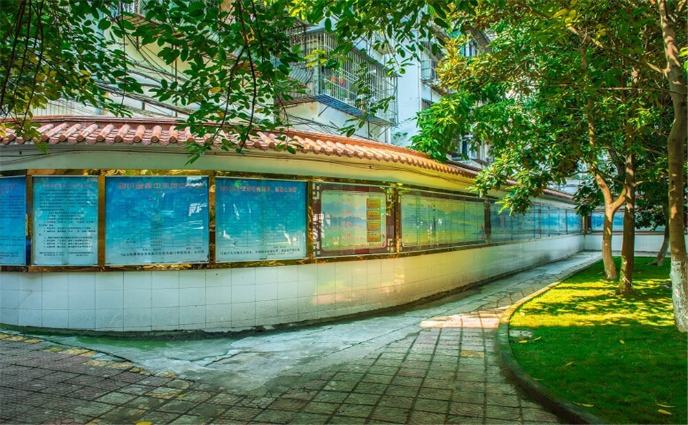 閬中東風(fēng)中學(xué)2020年中考錄取分?jǐn)?shù)線多少分？