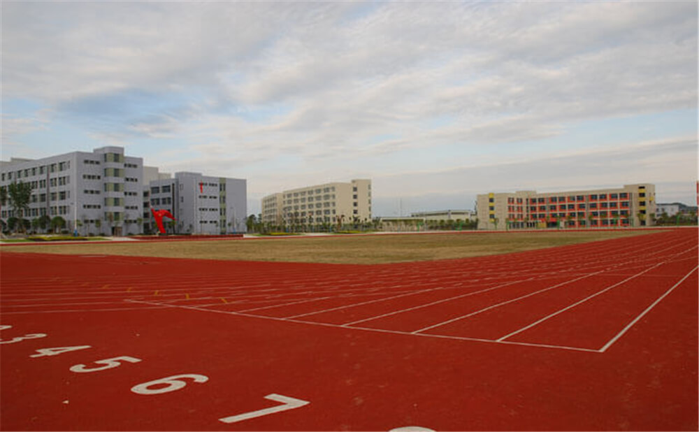 閬中中學(xué)學(xué)校詳細(xì)地址在什么地方？