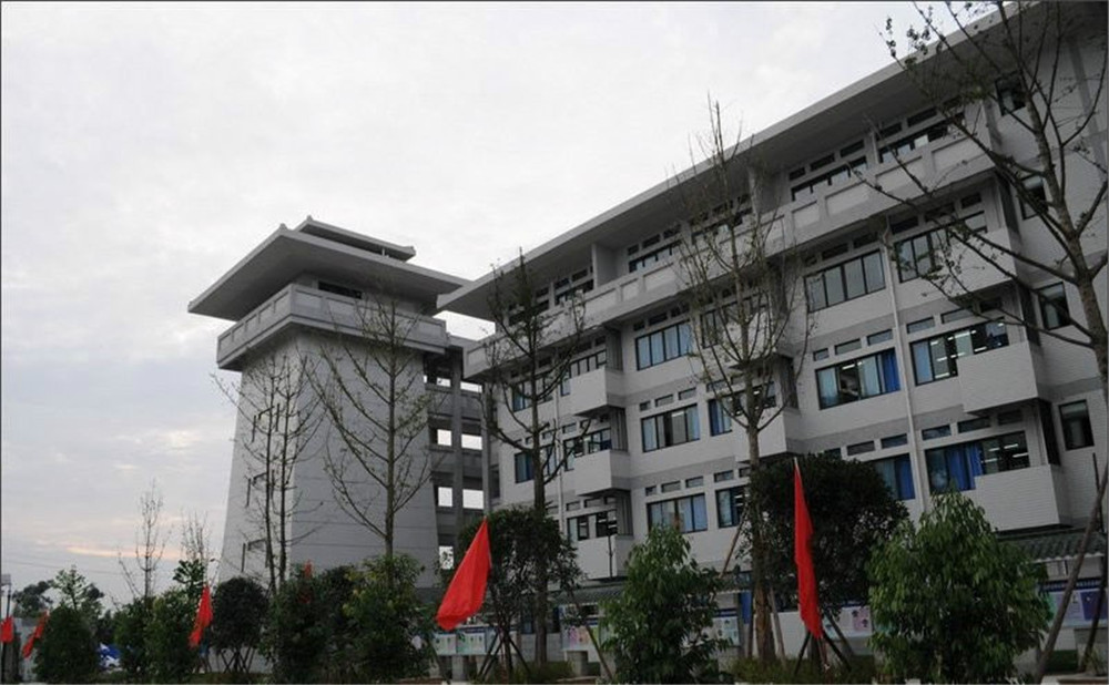 成都石室中學(xué)北湖校區(qū)2020年的錄取分?jǐn)?shù)是多少？