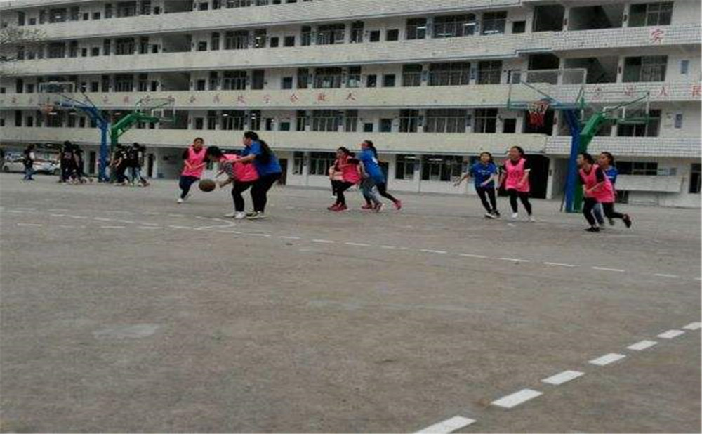 養(yǎng)馬中學(xué)2020年的錄取分?jǐn)?shù)是多少？