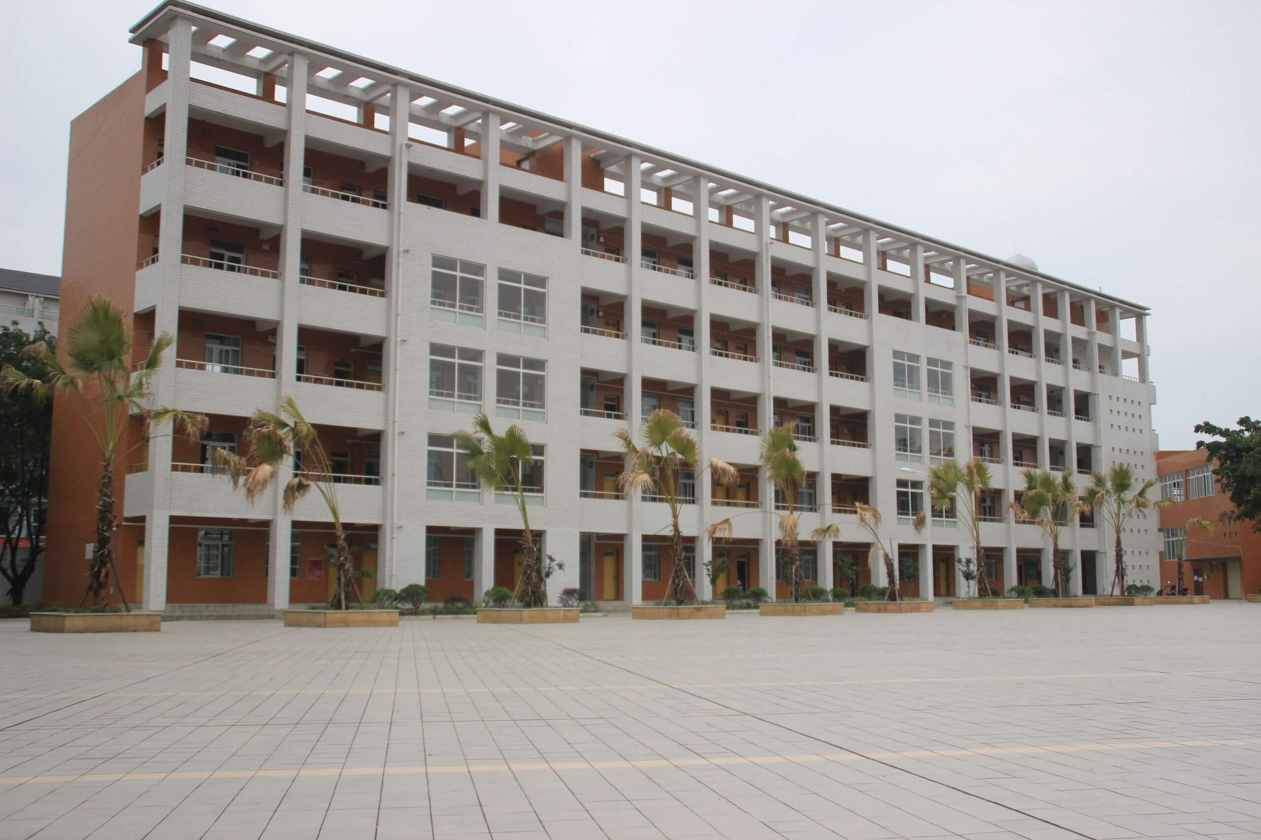 金堂實(shí)驗(yàn)中學(xué)的高中怎么樣？