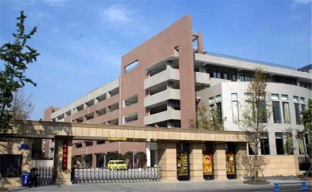 成都市田家炳中學(xué)2020年招生計(jì)劃是多少？