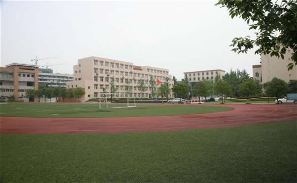 成都西藏中學(xué)的高考升學(xué)率是多少？