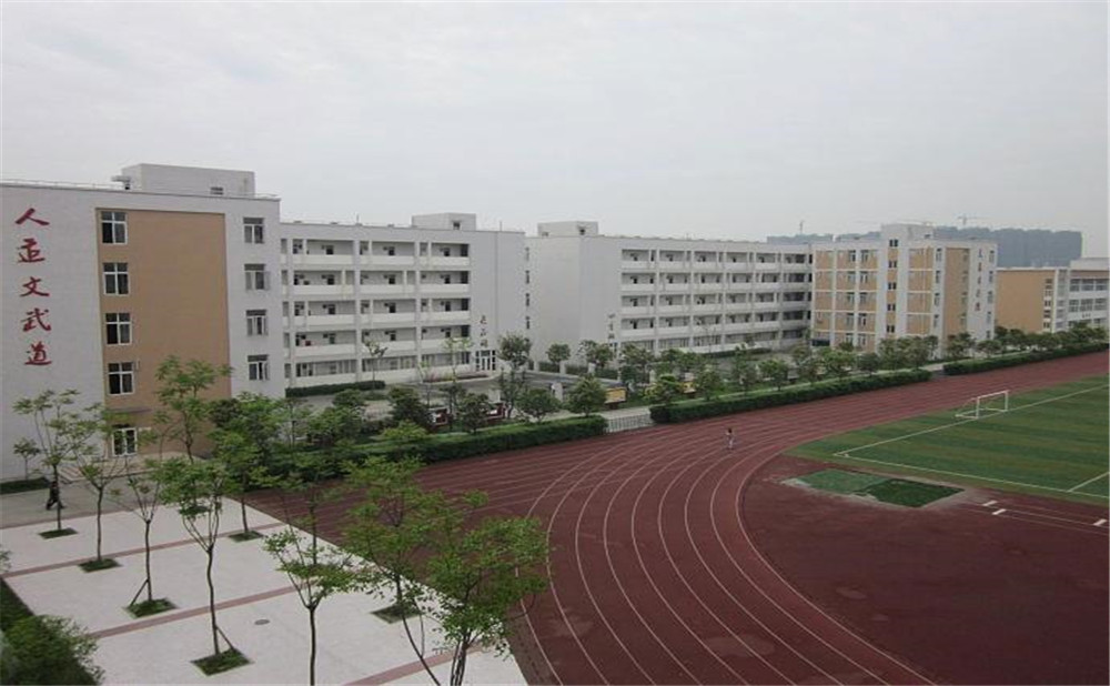 郫縣一中去年的錄取分?jǐn)?shù)線是多少？