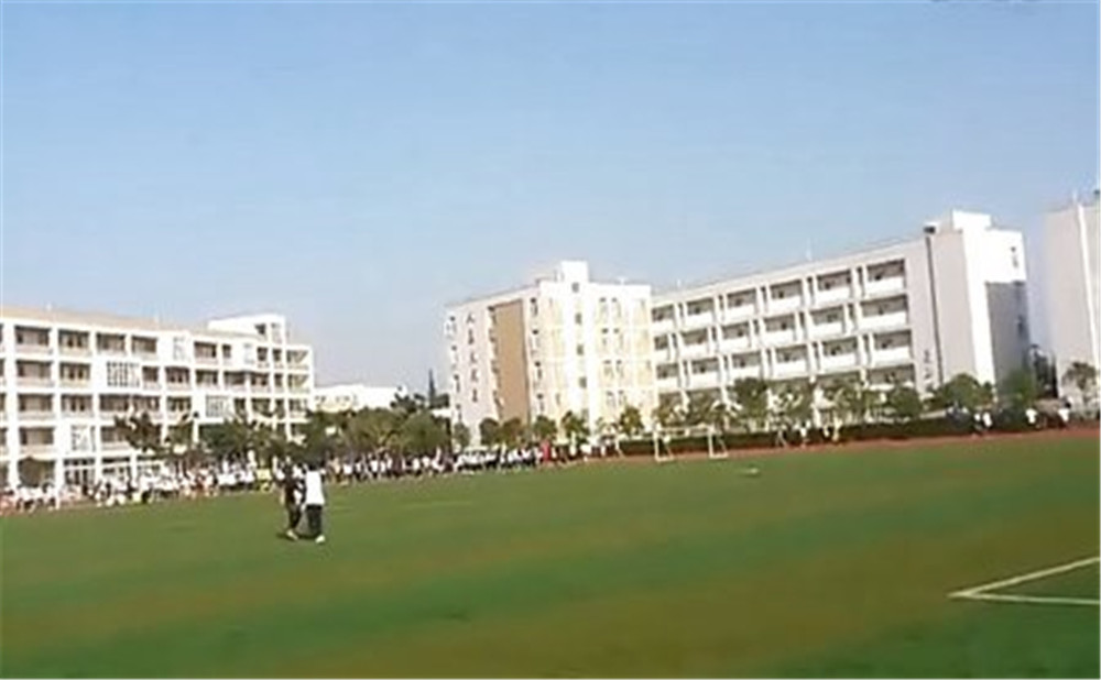郫縣四中的高考升學(xué)率高不高？