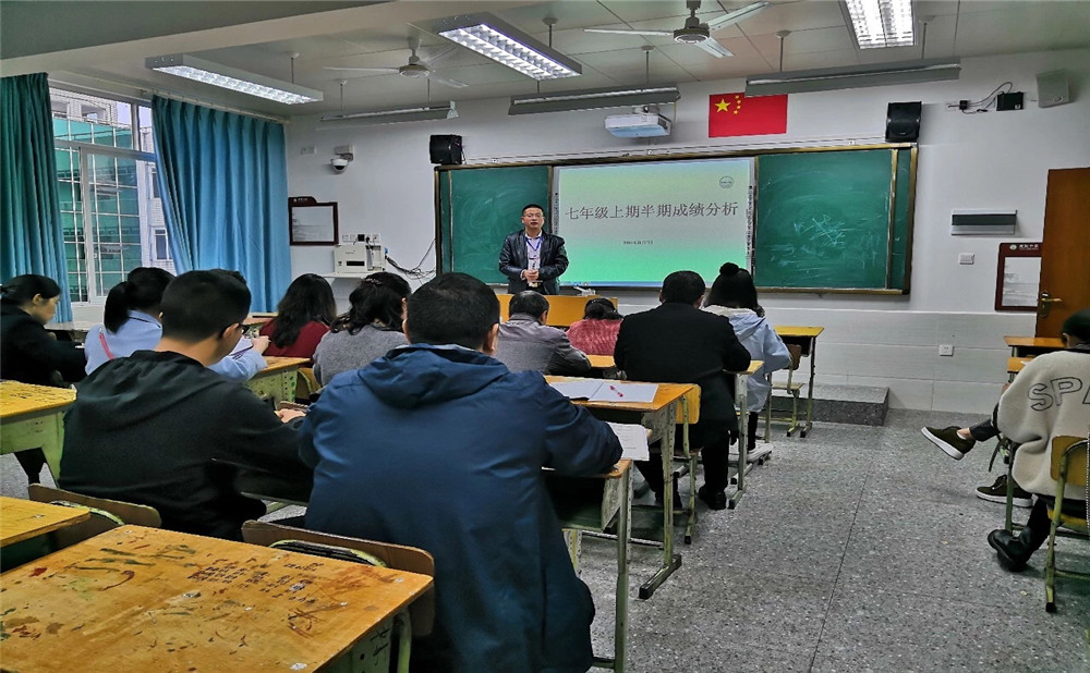 棠湖中學(xué)老師怎么樣？