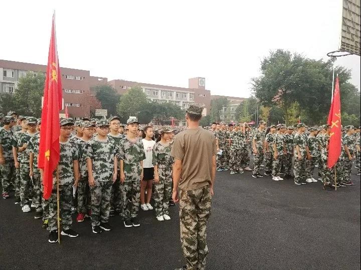 華潤高級中學(xué)的升學(xué)率怎么樣？"華潤1.jpg"