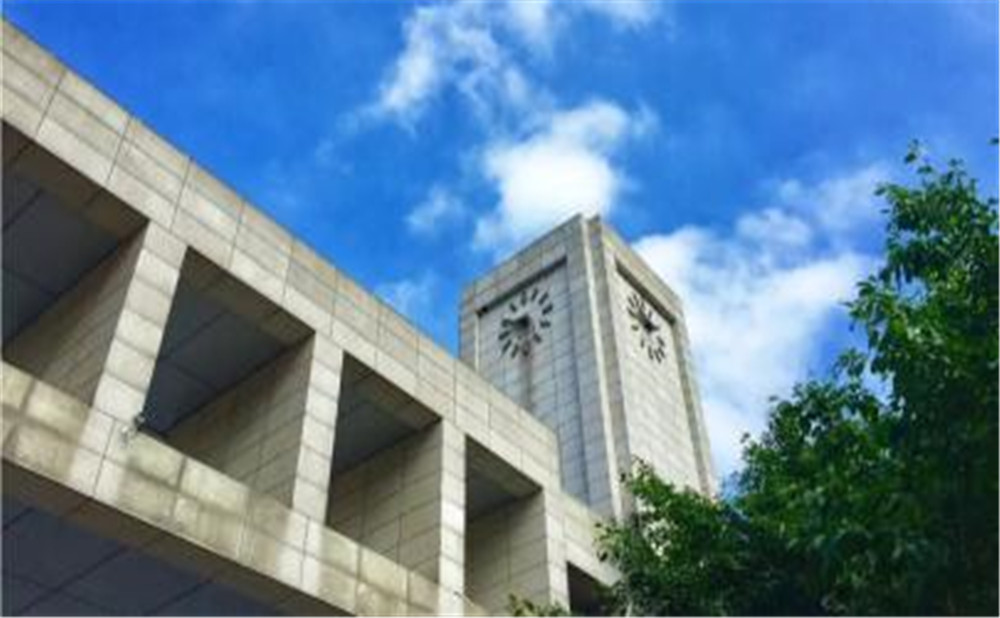 電子科技大學(xué)實(shí)驗(yàn)中學(xué)的高中住宿怎么樣？