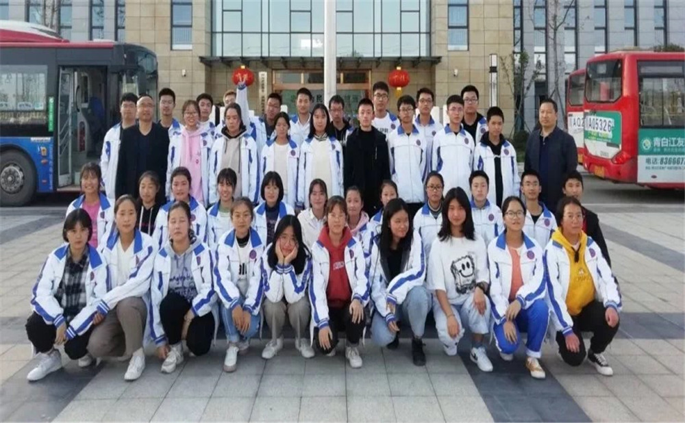 城廂中學(xué)老師怎么樣？