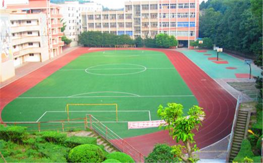 簡陽實(shí)驗(yàn)中學(xué)的高中住宿怎么樣？