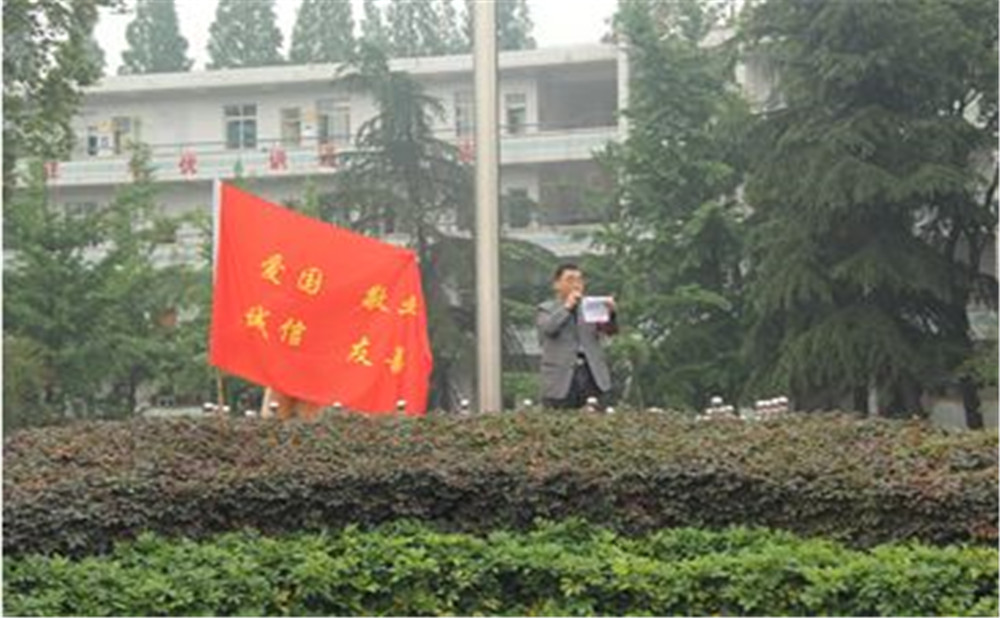 郫縣二中近三年錄取分數(shù)線是多少？