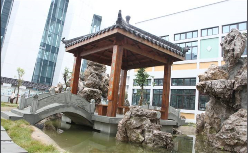 成都石室蜀都中學(xué)近三年錄取分數(shù)線是多少？