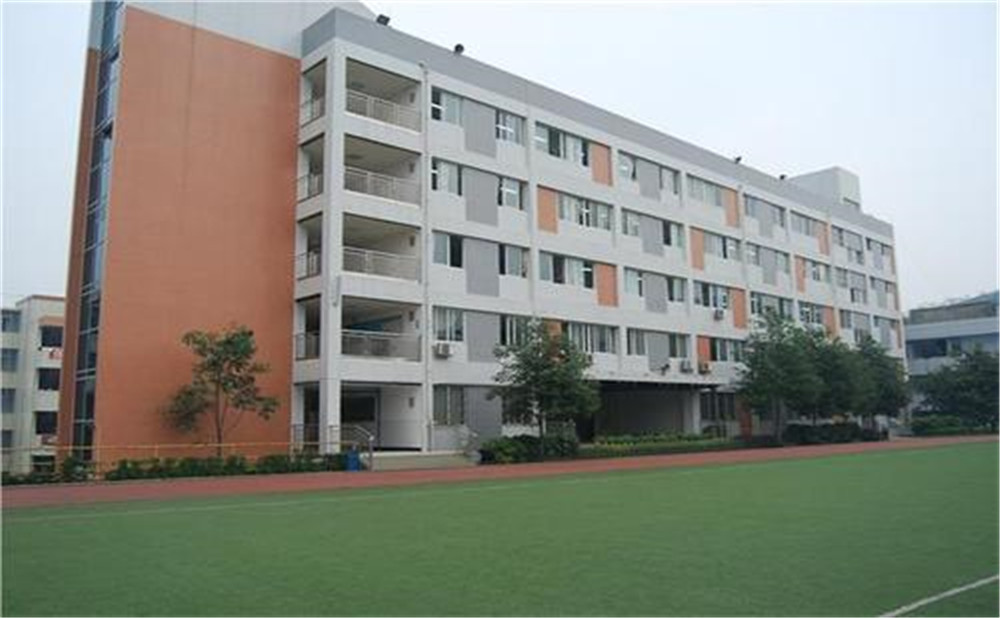 石橋中學(xué)近三年的錄取分?jǐn)?shù)是多少？