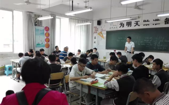 北大附中成都新津為明學校的住宿環(huán)境怎么樣？