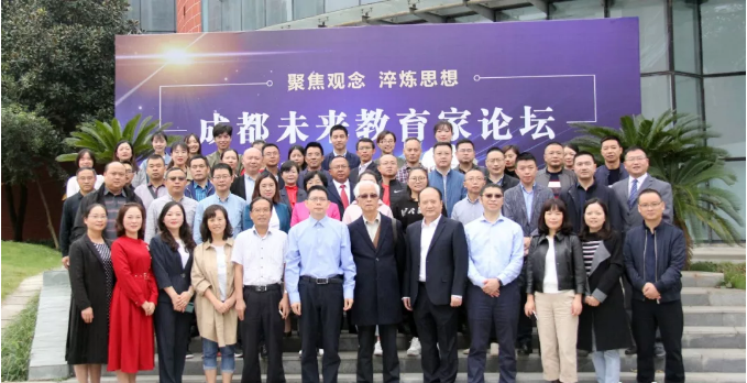 新津中學(xué)的學(xué)費(fèi)是多少？