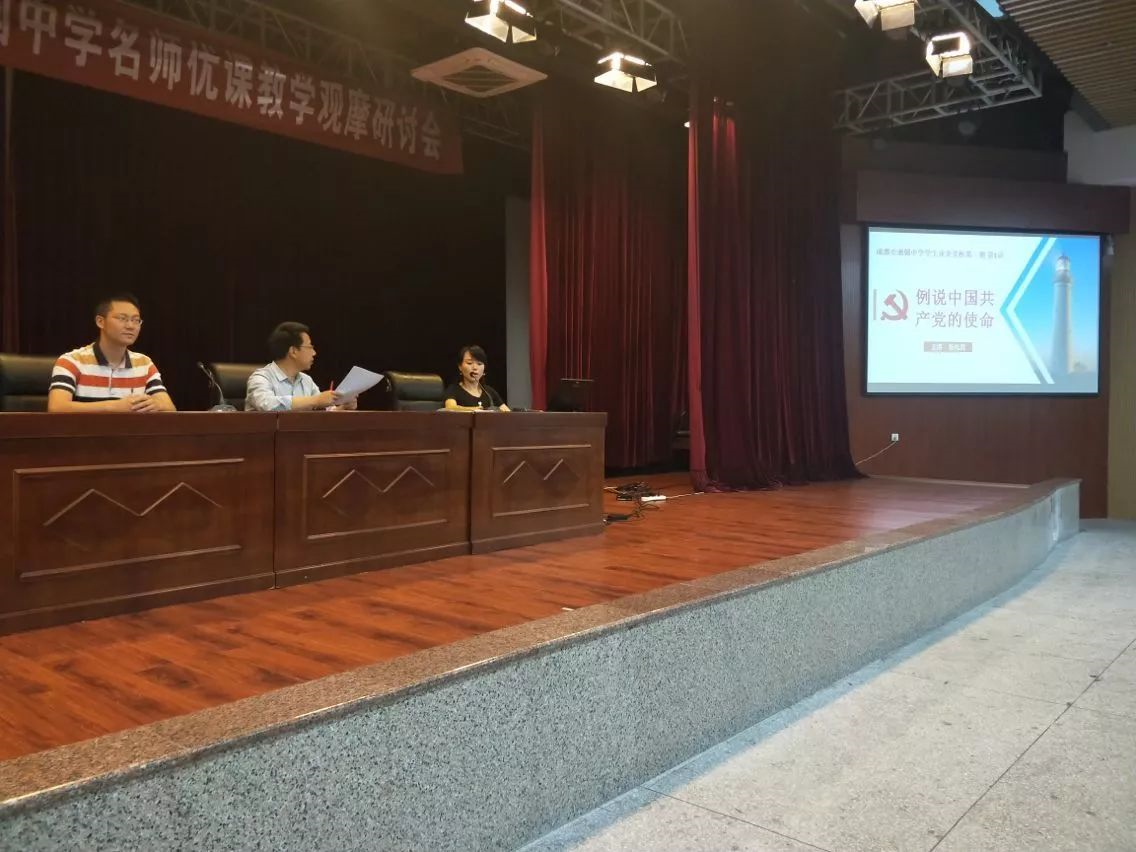 通錦中學(xué)高中一年的學(xué)費(fèi)是多少？