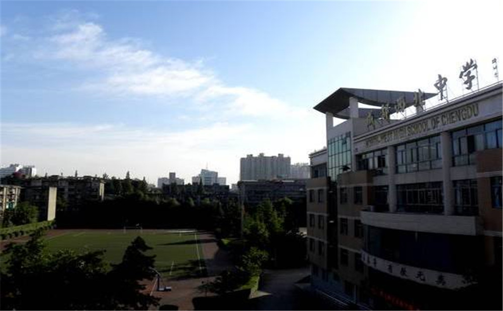 成都市西北中學(xué)的本科升學(xué)率高不高？