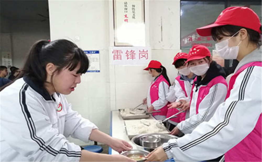 成都市太平中學(xué)的錄取分?jǐn)?shù)是多少？
