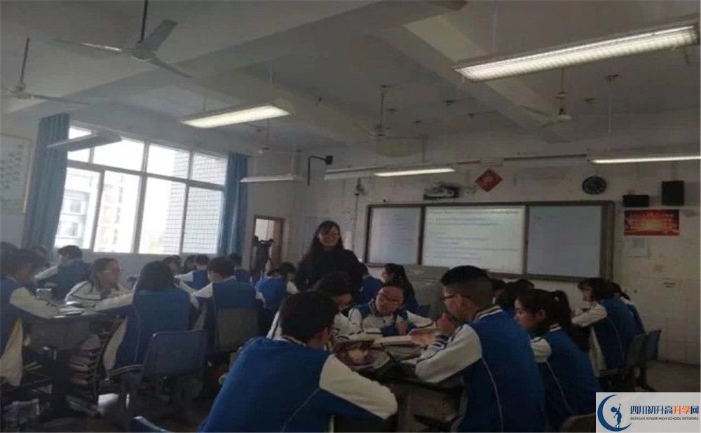 大彎中學高中部錄取分數是多少？