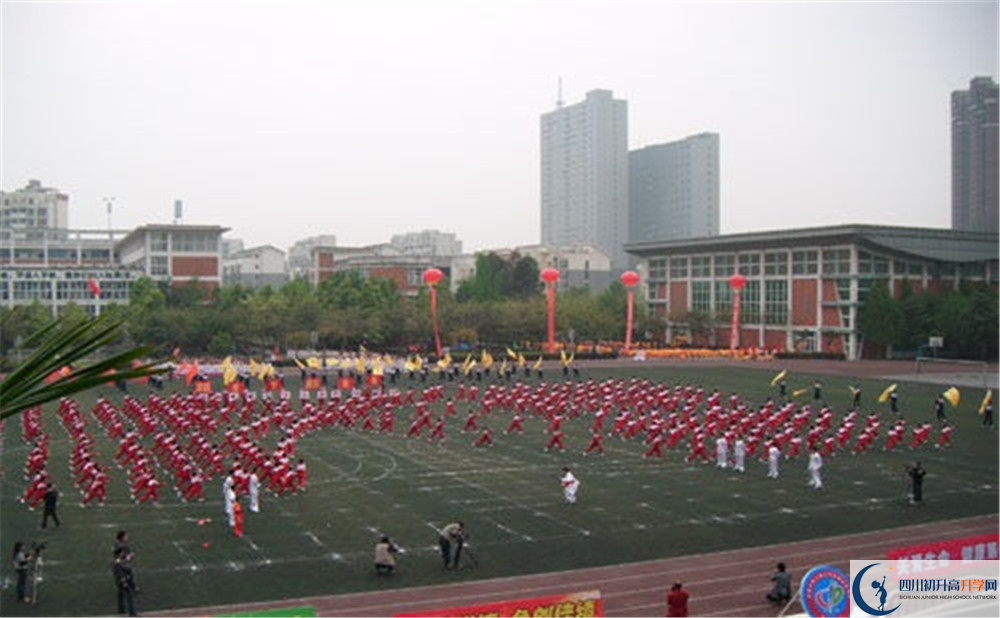 成都文武學(xué)校的實(shí)驗(yàn)班怎么樣？