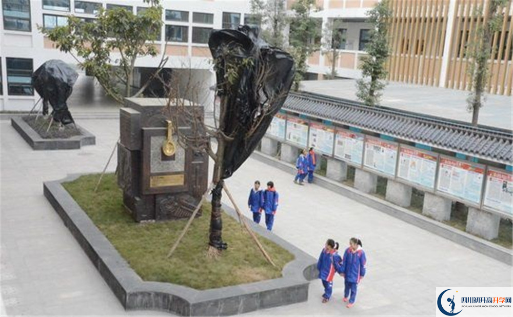 2020年成都石室蜀都中學(xué)的升學(xué)率有多少？