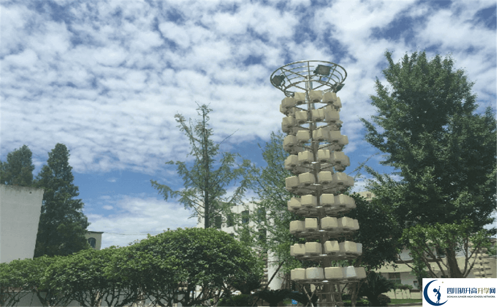成都市籍田中學(xué)的升學(xué)率是多少？