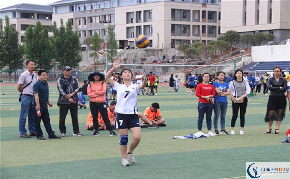 淮口中學是怎么樣的學校？