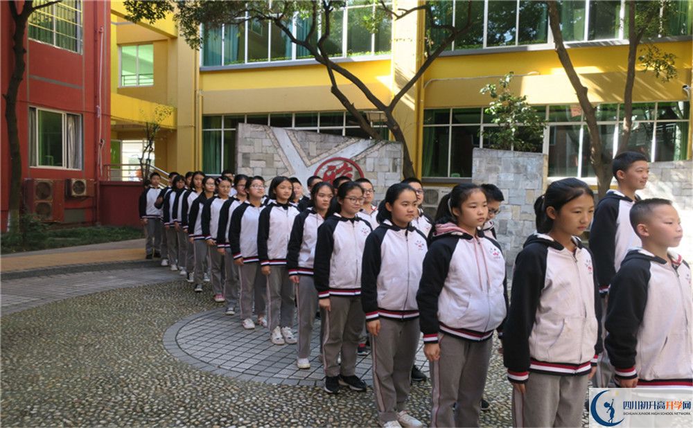 北大附中成都為明學校高中歷年來的分數(shù)線是多少？