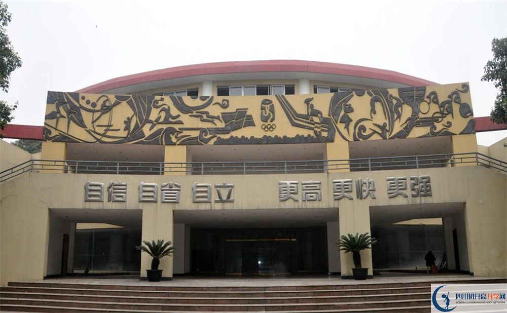 成都外國(guó)語(yǔ)學(xué)校2020年清華北大錄取學(xué)生有多少？