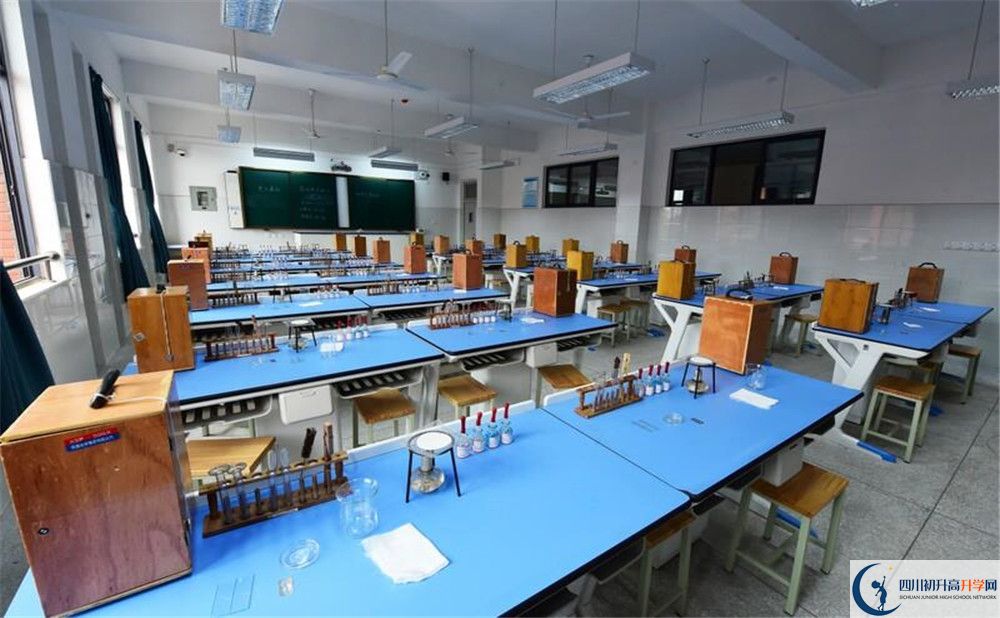 新都一中2020年保送清華北大的人數(shù)是多少？