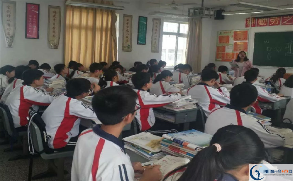 濛陽中學(xué)平行班與實(shí)驗(yàn)班差多少？