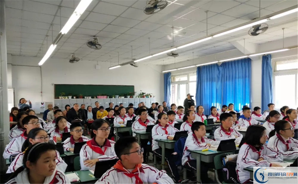 安仁中學(xué)位置在哪里？