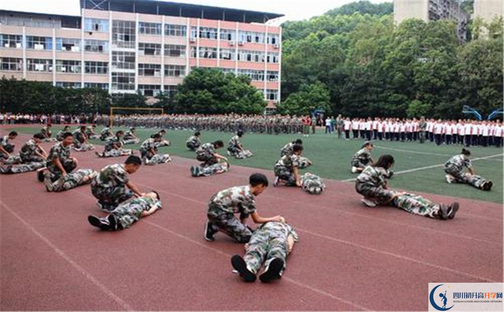 簡陽實驗中學(xué)是私立還是公立學(xué)校？