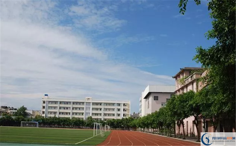 邛崍二中是重點中學嗎？