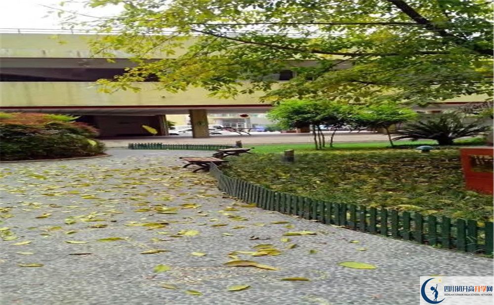 四川師范大學附屬第三實驗中學在全國高中排名多少？