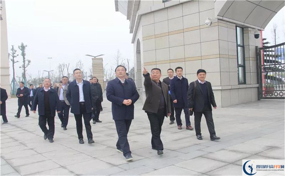 大邑中學(xué)2020年高三文綜測(cè)試題難嗎？