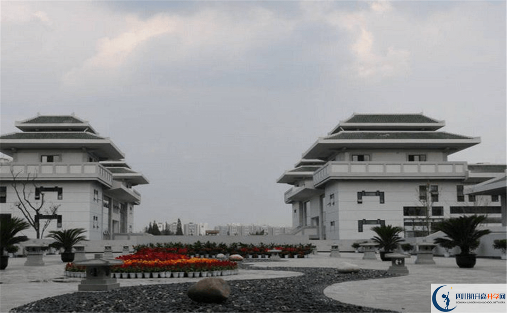 成都石室中學(xué)北湖校區(qū)國際部怎么考？
