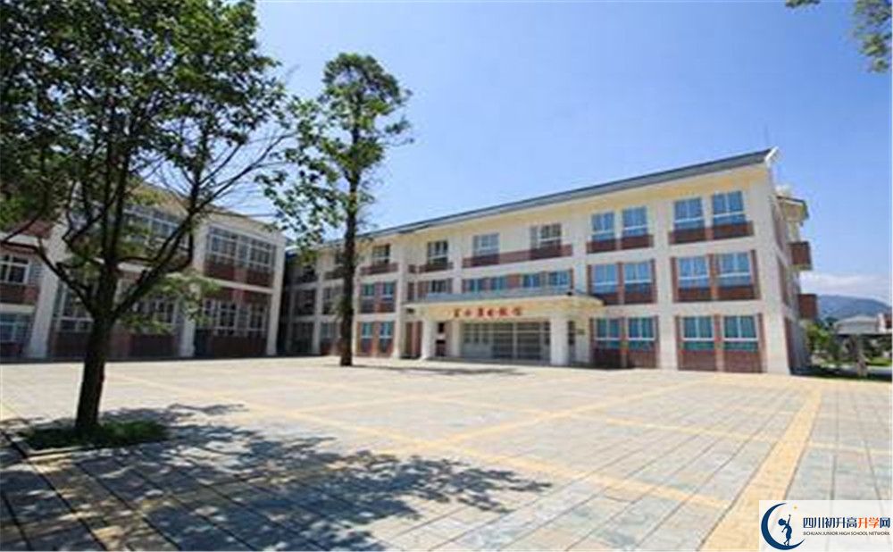 青城山高級中學高2020屆高三階段檢測試題語文難嗎？