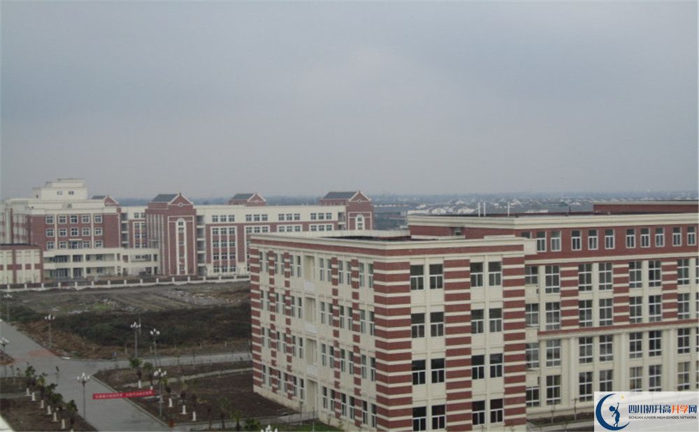 四川師大附屬第三實(shí)驗(yàn)中學(xué)高中分班考試難嗎？