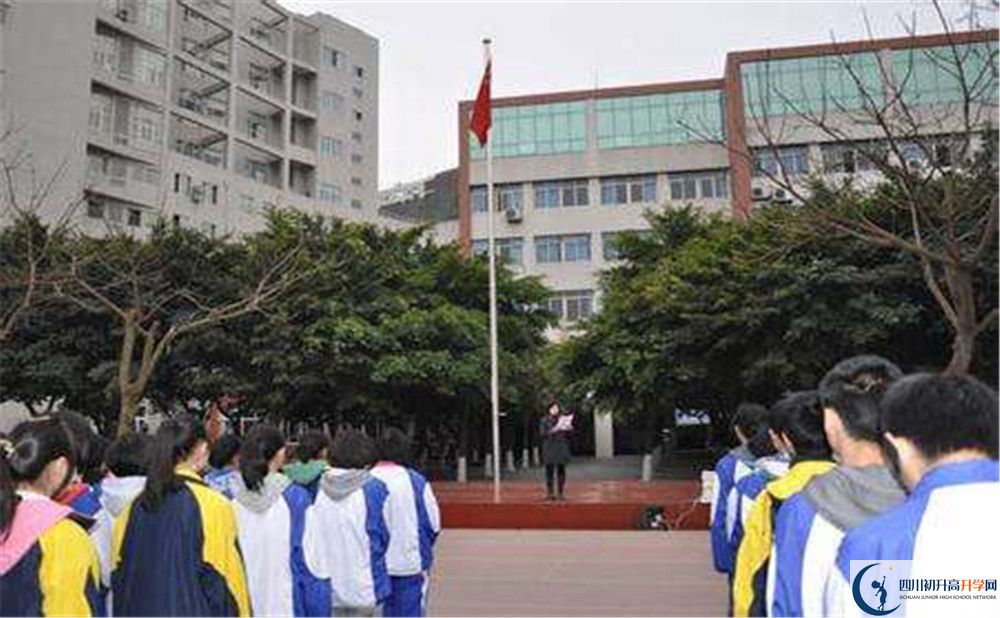 成都高新實驗中學走讀生作息時間是怎樣的？